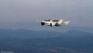 飛行汽車(chē)AirCar原型完成兩座機(jī)場(chǎng)之間的飛行