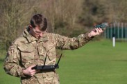 英軍試用“Bug”微型無人機