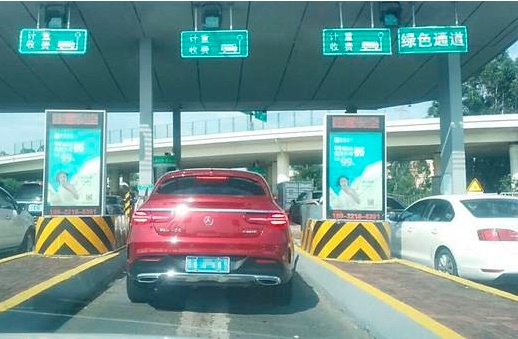 5G賦能車(chē)聯(lián)網(wǎng)、自動(dòng)駕駛進(jìn)程加速，毫米波雷達(dá)技術(shù)大顯身手