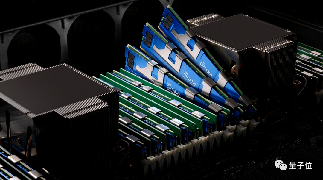 只靠CPU，AlphaFold2推理通量提升達(dá)23倍！英特爾：正是在下